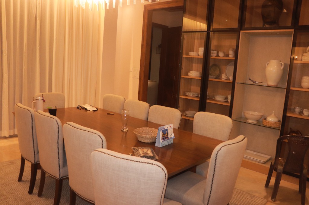 Oni Bilet Tariang Bungalow — living space